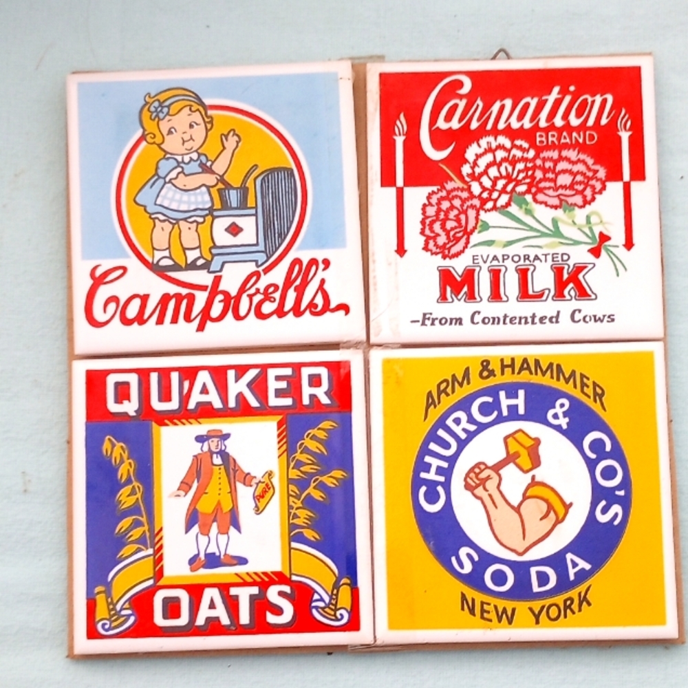 Vintage Commerative Trivet Set